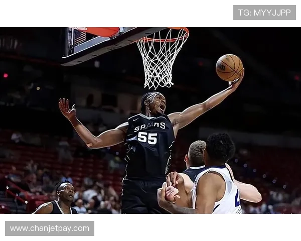 NBA年轻对决落选秀崭露头角马刺加时力克爵士 NBA年轻对决落选秀崭露头角马刺加时力克爵士