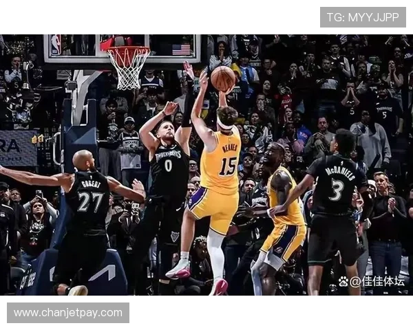 篮球公园里夫斯抛投绝杀领衔NBA十佳精彩时刻回顾