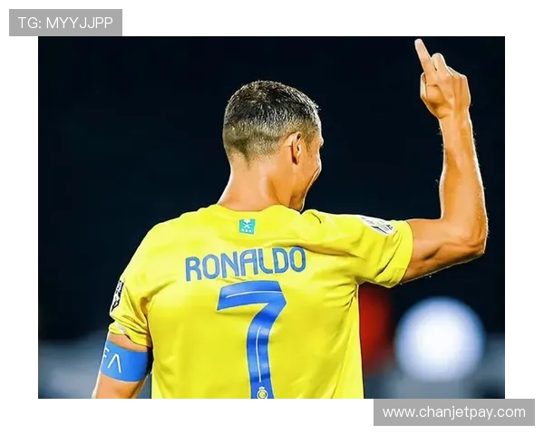 C罗社交媒体分享庆祝照片喜迎950球里程碑助力球队获胜的喜悦